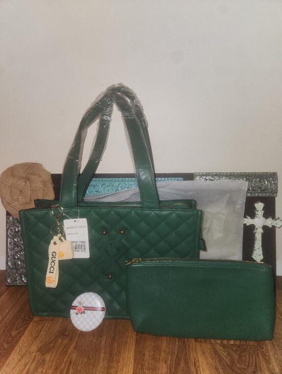 Handbags - HUNTER GREEN QUILTED TOTE FASHION BUNDLE 💥FREE GWP, READ BELOW💥